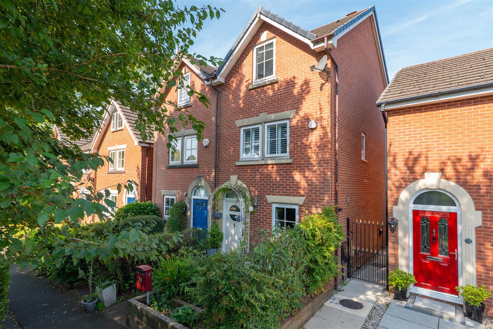 3 bed property in Marlow Court, Chorley